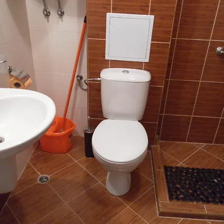 Single Studio In Chateau Del Marina Apartment
